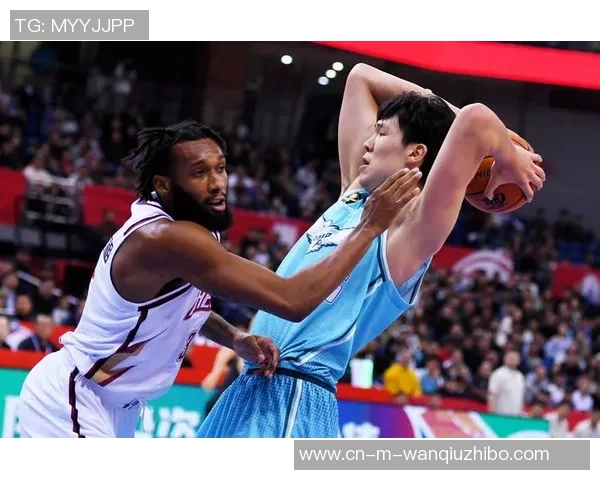 老鹰队连胜四场吹杨砍下35分12篮板布里奇斯贡献31分助力胜黄蜂